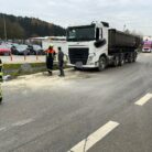 Öl auf Fahrbahn